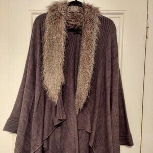 INC International Concepts Gray Sweater Cape with Faux Fur Collar size S/M